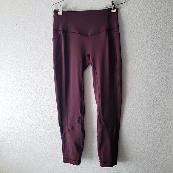 Lululemon All The Right Places Crop II  Legging Size 8 - Picture 2 of 15